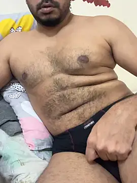 Snapshot of Handsome8677 chatting on 02-03-26, 08:30 Handsome8677 online show from 02-03-26, 08:30