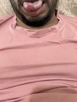 Snapshot of Handsome8677 chatting on 03-17-26, 11:08 Handsome8677 online show from 03-17-26, 11:08