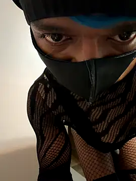 Snapshot of sissy_diorcd chatting on 11-24-25, 06:13 sissy diorcd online show from 11-24-25, 06:13