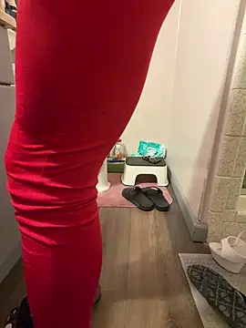 Snapshot of sissy_diorcd chatting on 12-21-25, 07:37 sissy diorcd online show from 12-21-25, 07:37