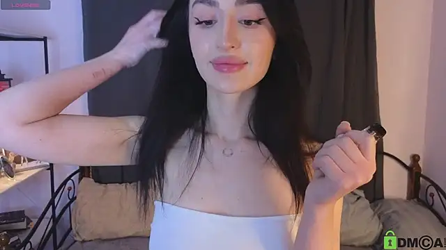 Snapshot of Marie_Long chatting on 01-06-26, 06:22 Marie Long online show from 01-06-26, 06:22