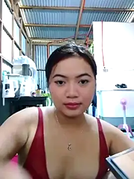 Snapshot of XxxHotCouples4u chatting on 11-10-25, 01:48 XxxHotCouples4u online show from 11-10-25, 01:48