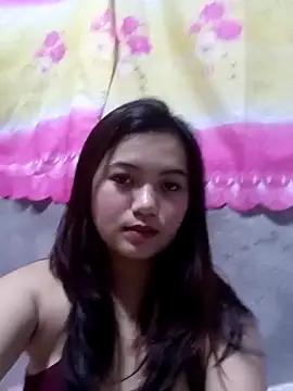 Snapshot of XxxHotCouples4u chatting on 03-28-26, 04:39 XxxHotCouples4u online show from 03-28-26, 04:39