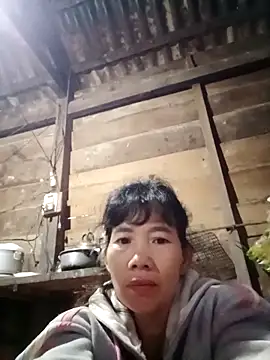 Snapshot of Lonababy68 chatting on 10-23-25, 10:25 Lonababy68 online show from 10-23-25, 10:25