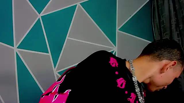 Snapshot of precioso97 chatting on 10-17-25, 11:02 precioso97 online show from 10-17-25, 11:02