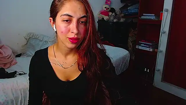 Snapshot of MariamGray1 chatting on 01-17-26, 09:40 MariamGray1 online show from 01-17-26, 09:40