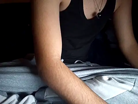 esmermoon online show from 03-07-26, 12:07