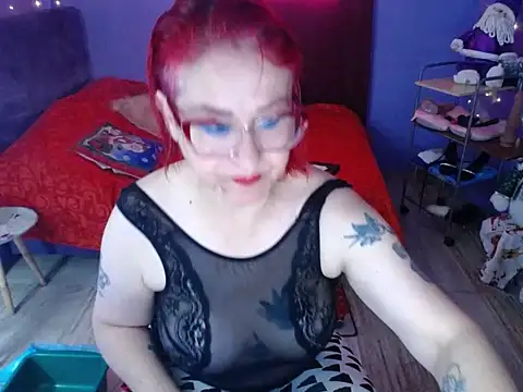 Zafiro millf online show from 12-05-25, 01:52