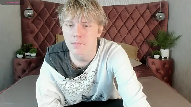 KevinMilky online show from 10-16-25, 02:40