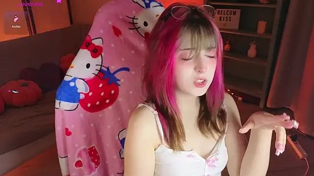 Soffi Toffi online show from 03-18-26, 12:19