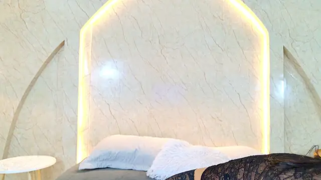 Antonella Russo1 online show from 05-19-26, 01:39