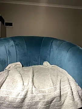 WaterMommy online show from 12-17-25, 12:38