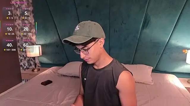 Aaron Eze online show from 02-13-26, 09:33