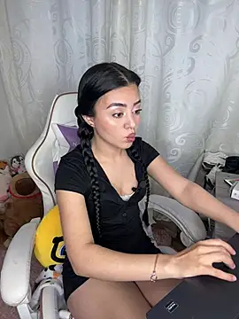 Snapshot of Midori_rosse chatting on 05-06-26, 10:59 Midori rosse online show from 05-06-26, 10:59