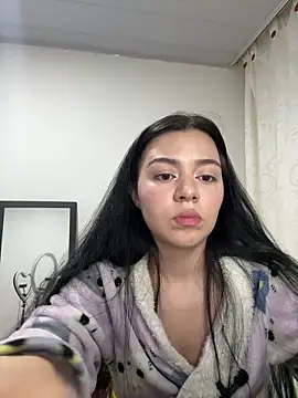 Snapshot of Midori_rosse chatting on 05-15-26, 11:23 Midori rosse online show from 05-15-26, 11:23