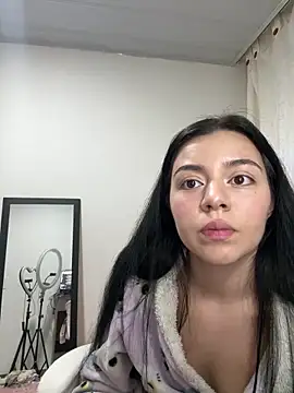 Snapshot of Midori_rosse chatting on 05-16-26, 12:40 Midori rosse online show from 05-16-26, 12:40