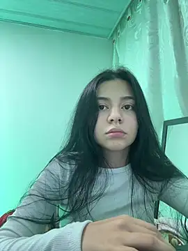 Snapshot of Midori_rosse chatting on 05-17-26, 02:20 Midori rosse online show from 05-17-26, 02:20