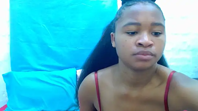 DaisyGirlxx online show from 03-22-26, 08:18