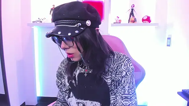 Lullaby Charade online show from 11-11-25, 11:43