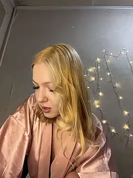 AlexandraXKitty online show from 01-18-26, 10:35