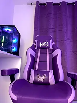 Maiaaa 11 online show from 10-21-25, 02:45