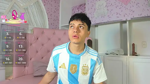 Dani rivass  online show from 10-16-25, 11:33