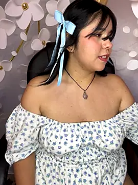  Bella 7 online show from 10-28-25, 02:37