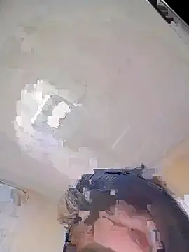 Cubanitaxxx online show from 10-17-25, 06:49