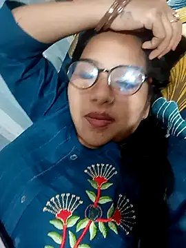 Vanshika1432 online show from 10-24-25, 05:09