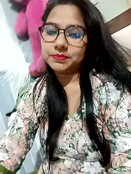 Vanshika1432 online show from 11-09-25, 02:26