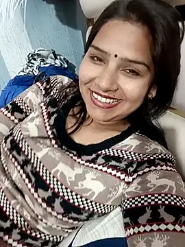 Vanshika1432 online show from 11-12-25, 07:13