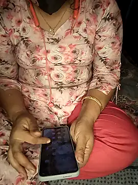 Snapshot of Priyanka-Khan chatting on 05-14-26, 06:37 Priyanka-Khan online show from 05-14-26, 06:37