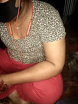 Snapshot of Priyanka-Khan chatting on 06-01-26, 05:36 Priyanka-Khan online show from 06-01-26, 05:36