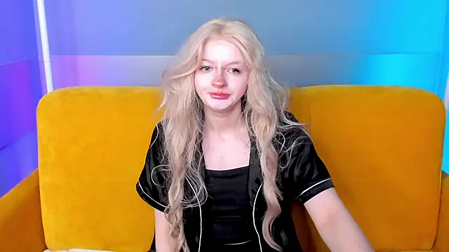 AlessaKiss online show from 11-14-25, 08:35