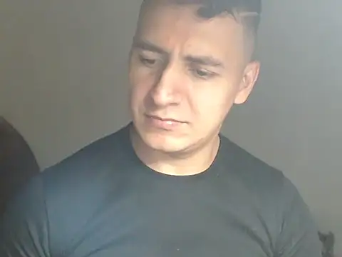 DarkTheKing online show from 10-30-25, 07:43