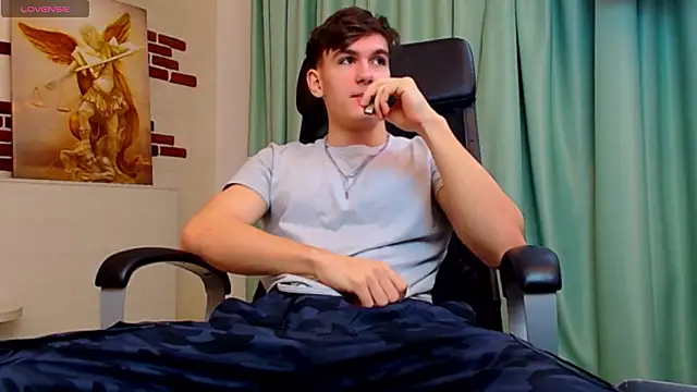 BradyFlint online show from 02-07-26, 05:33