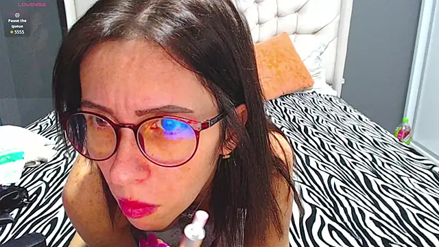 RubySweet11 online show from 11-04-25, 06:34