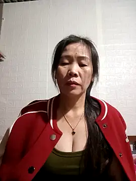 tabby-cat11 online show from 11-18-25, 07:35