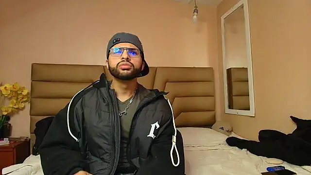 jadeandsamuel online show from 11-30-25, 05:55