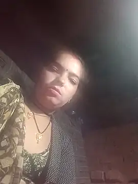 Snapshot of M-MAYA chatting on 11-14-25, 05:11 M-MAYA online show from 11-14-25, 05:11