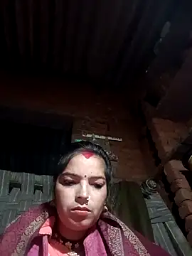 Snapshot of M-MAYA chatting on 12-04-25, 03:54 M-MAYA online show from 12-04-25, 03:54