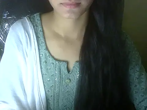 Shezi N online show from 10-31-25, 12:28