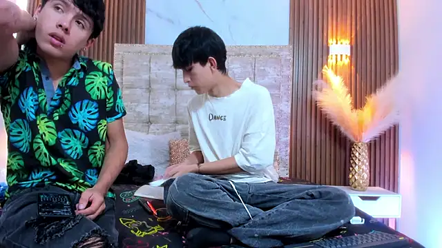 hoot booys  online show from 11-19-25, 08:09