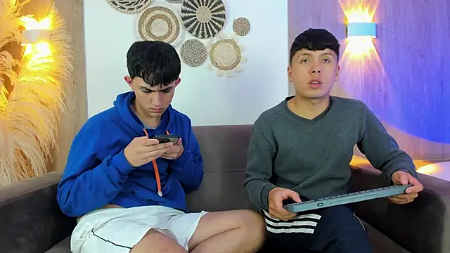 hoot booys  online show from 02-22-26, 03:51