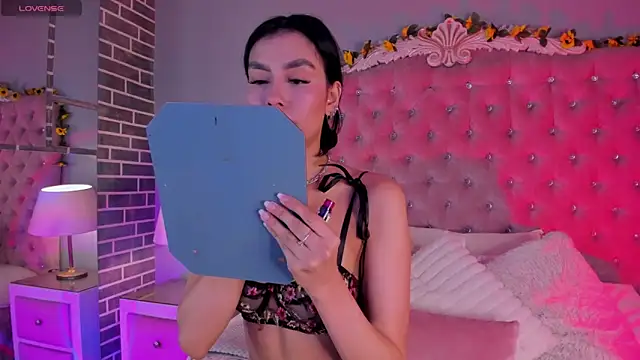 TanyaBello online show from 04-08-26, 03:28