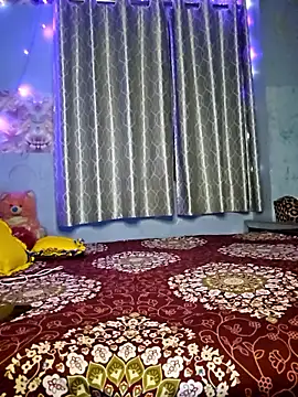 Snapshot of Desi_Maya69 chatting on 05-29-26, 03:54 Desi Maya69 online show from 05-29-26, 03:54