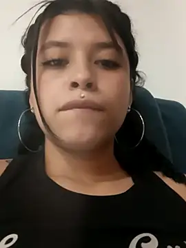 petite coral online show from 02-21-26, 02:01