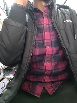 Snapshot of princejmp1973 chatting on 12-16-25, 09:14 princejmp1973 online show from 12-16-25, 09:14