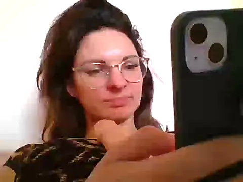 Snapshot of kinkysarahx chatting on 11-12-25, 11:54 kinkysarahx online show from 11-12-25, 11:54