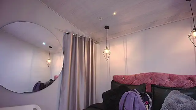 ivy bonnie online show from 11-26-25, 12:06